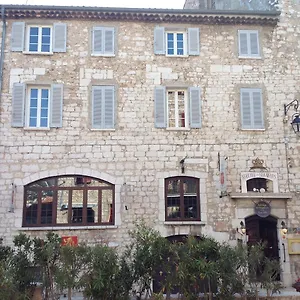 Hotel Des Seigneurs